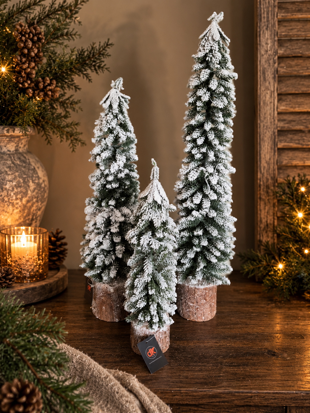 Besneeuwd kerstboompje 52 cm